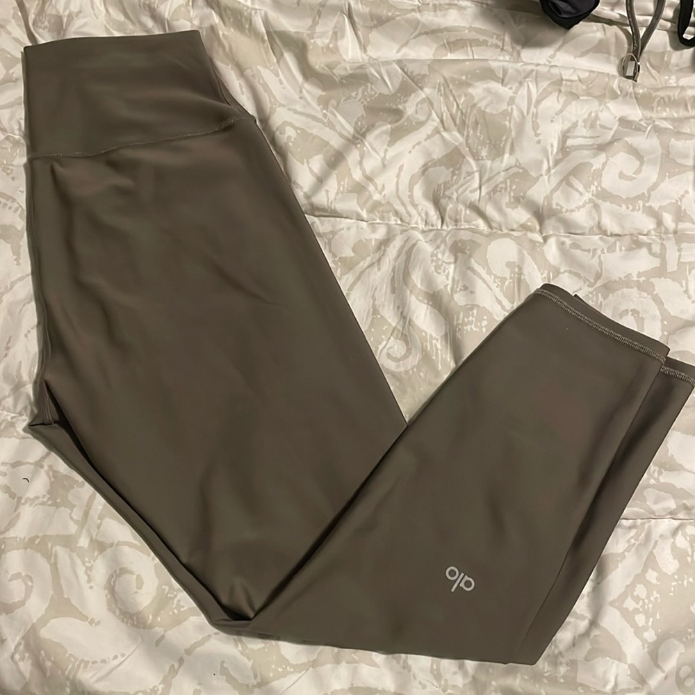 Alo Yoga airlift 7/8 leggings